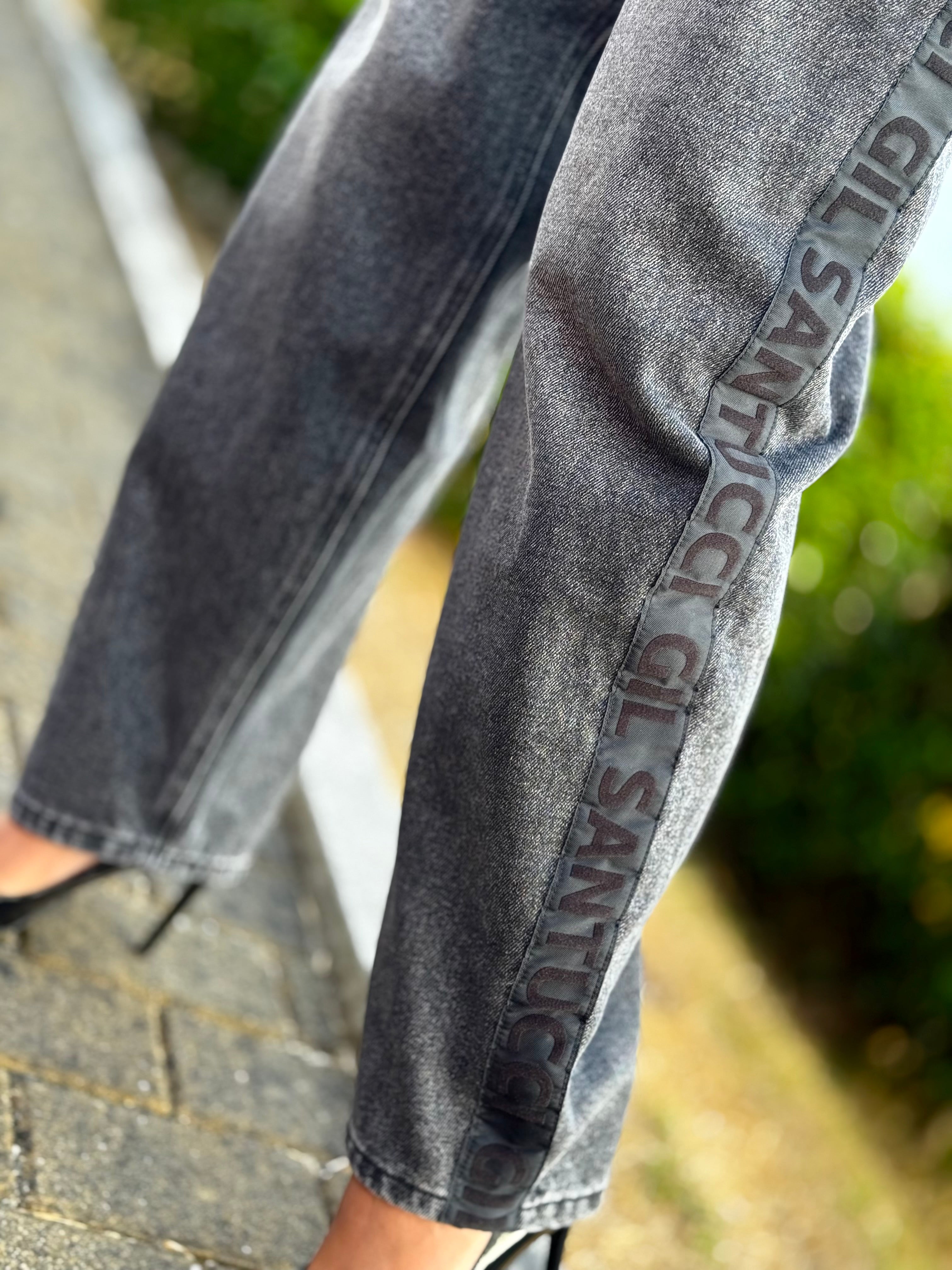 Calça Gil Santucci